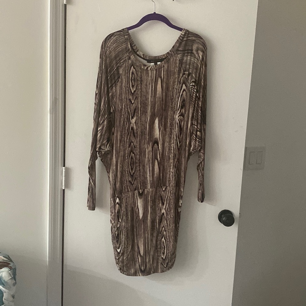 BCBG Max Azria Womens sz M wood print dolman sheath dress